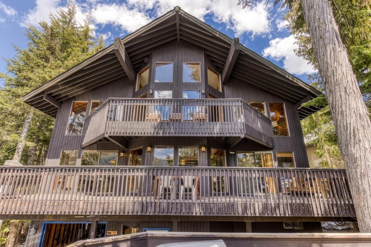 Great Blue Lodge - Spacious Ski Lodge, Hot Tub, Sauna, Game Room & More Government Camp Exterior photo